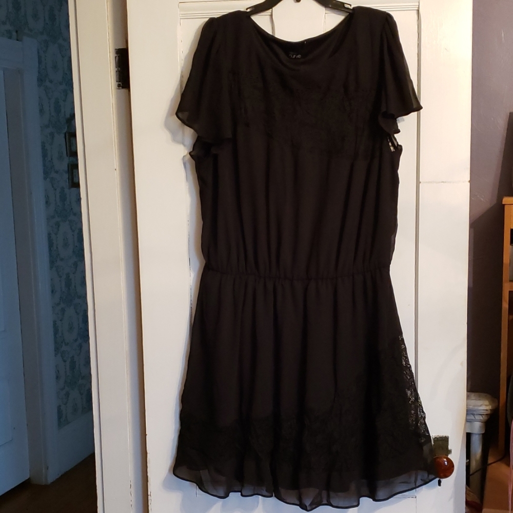 Asos Cuve Formal Lace Dress - Picture 2 of 5